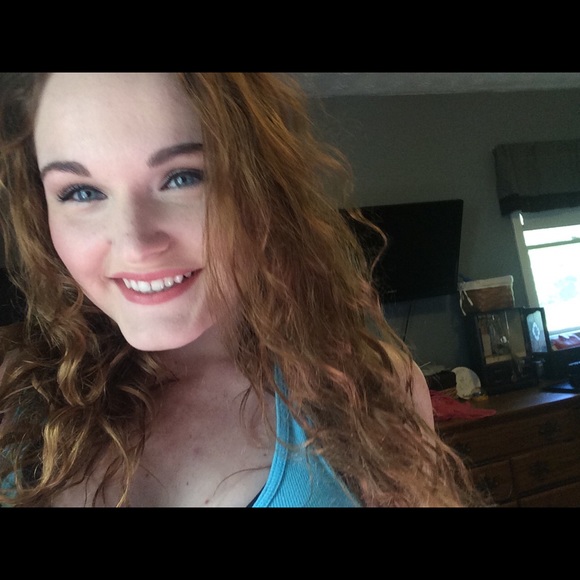 Meet your Posher, Kalli - Picture 1 of 1